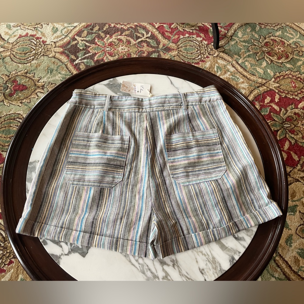 L love Multicolored Striped Cotton Shorts Size Large - Picture 2 of 6